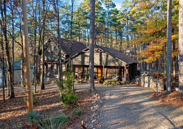 Photo 1 of Single family home for sale at 663 Chinook Rd, Broken Bow, OK 74728 | MLS# 1145126 | Listing updated on 2025-07-02