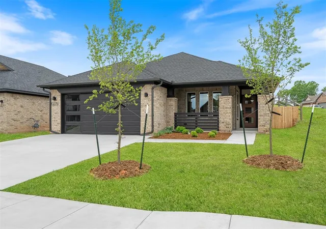 2nd image of 13275 Sawtooth Oak Rd, Choctaw, OK 73020 | MLS# 1145186