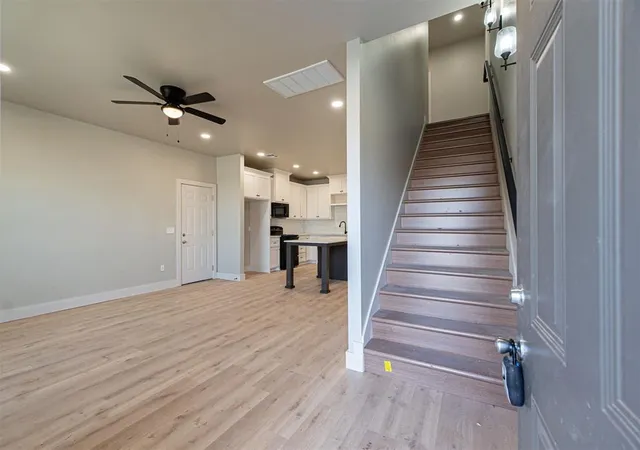 3rd image of 316 Ash Ave, Yukon, OK 73099 | MLS# 1145250