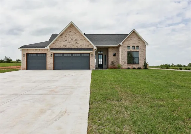 Photo 1 of Single family home for sale at 2058 County Road 1336, Blanchard, OK 73010 | MLS# 1145361 | Listing updated on 2025-12-03