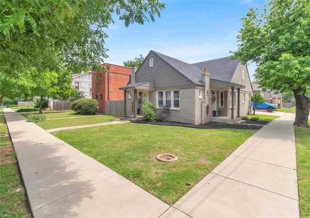 3rd image of 1840 Nw 11Th St, Oklahoma City, OK 73106 | MLS# 1146459