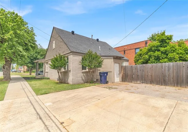5th image of 1840 Nw 11Th St, Oklahoma City, OK 73106 | MLS# 1146459