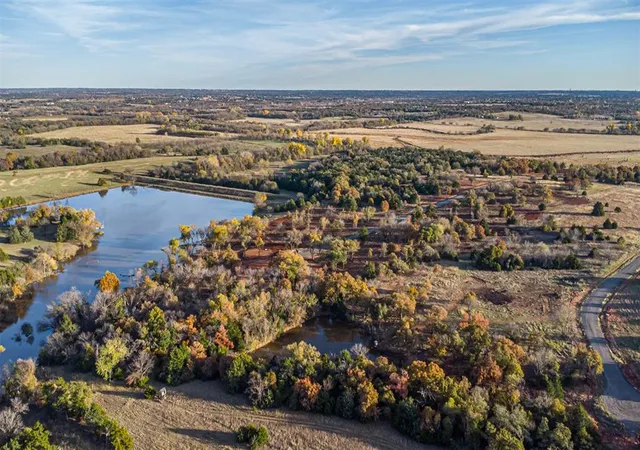 Land for sale at 7468 Old Oak Trl, Edmond, OK 73034 | MLS# 1147818