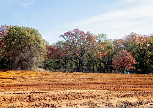 Photo 1 of Land for sale at 7400 Old Oak Trl, Edmond, OK 73034 | MLS# 1147899 | Listing updated on 2025-12-05