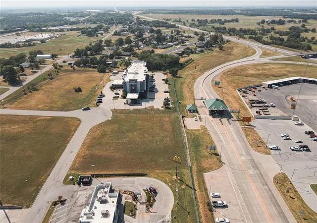 4th image of Ada Webb Dr, Stroud, OK 74079 | MLS# 1148742