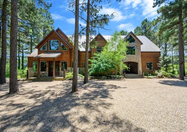 3rd image of 246 Stone Pine Ln, Broken Bow, OK 74728 | MLS# 1148901