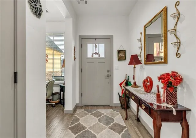Photo 2 of Single family home for sale at 1305 Katelyn Ct, Yukon, OK 73099 | MLS# 1150168 | Listing updated on 2025-09-02