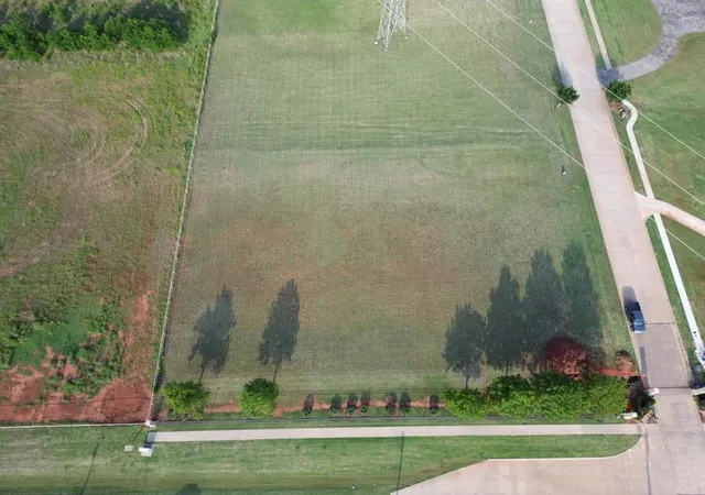 Photo 3 of Sale Pending at 7917 Nw 158th Street, Edmond, OK 73013 | MLS# 1155143 | Listing updated on 2026-08-11