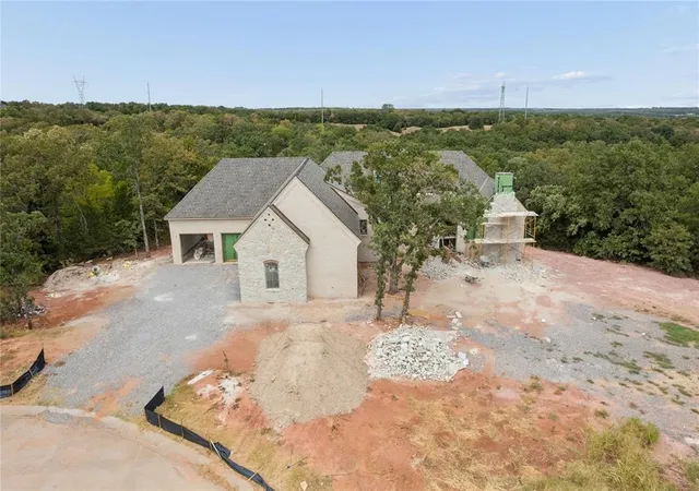 Photo 3 of Mansion for sale at 11917 Venando Ct, Arcadia, OK 73007 | MLS# 1155401 | Listing updated on 2026-09-01