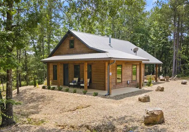 3rd image of 45 Trails End Ct, Broken Bow, OK 74728 | MLS# 1156130