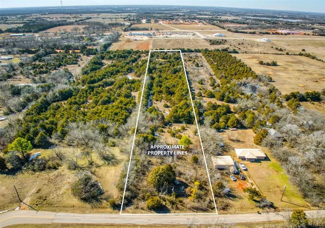 2nd image of 19402 Rangeline Rd, Shawnee, OK 74801 | MLS# 1156537