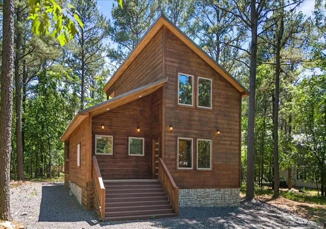Photo 2 of Single family home for sale at 102 Love Boat Ln, Broken Bow, OK 74728 | MLS# 1156943 | Listing updated on 2025-09-06