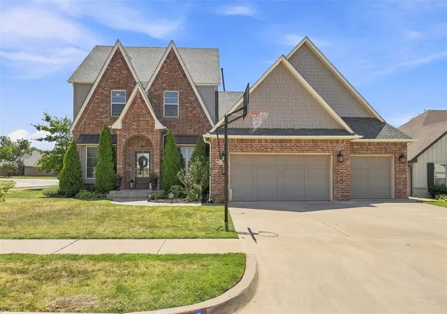 1st image of 11700 Nw 108th Ter, Yukon, OK 73099 | MLS# 1157080