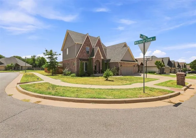 2nd image of 11700 Nw 108th Ter, Yukon, OK 73099 | MLS# 1157080