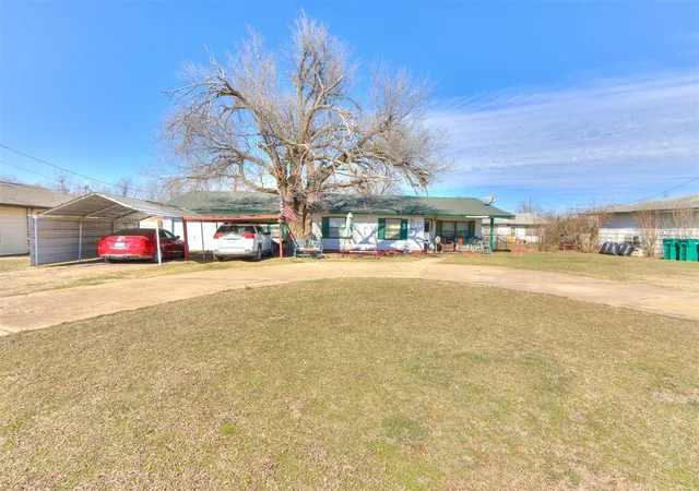 2nd image of 6835 Sw 59th St, Oklahoma City, OK 73179 | MLS# 1157283