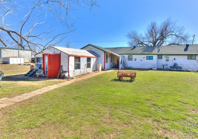 3rd image of 6835 Sw 59Th St, Oklahoma City, OK 73179 | MLS# 1157283