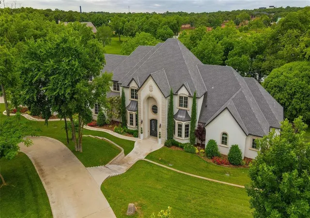 Photo 1 of Mansion for sale at 2747 Walking Woods Trl, Jones, OK 73049 | MLS# 1159359 | Listing updated on 2025-05-29