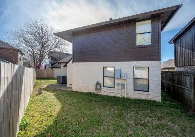 45th image of 3833 Ives Way, Norman, OK 73072 | MLS# 1160159