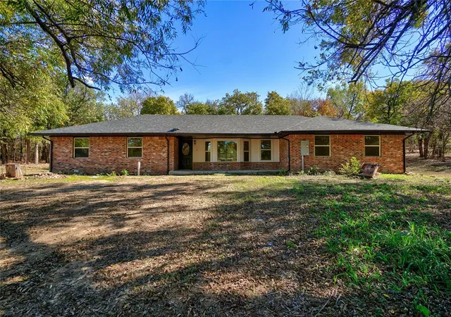 Photo 1 of Single family home for sale at 6500 N Luther Rd, Harrah, OK 73045 | MLS# 1160174 | Listing updated on 2025-10-26