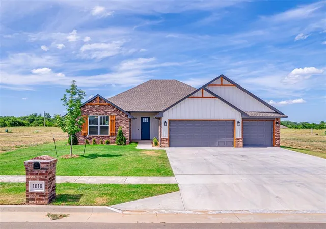2nd image of 1019 Nw 17 St, Newcastle, OK 73065 | MLS# 1160323