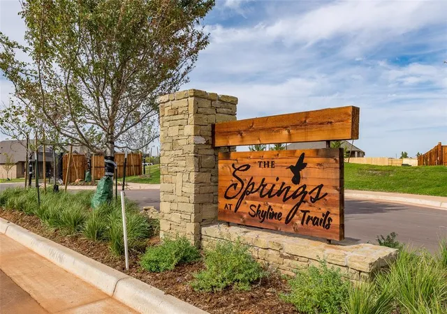 3rd image of 12733 Nw 2Nd Ter, Yukon, OK 73099 | MLS# 1161107