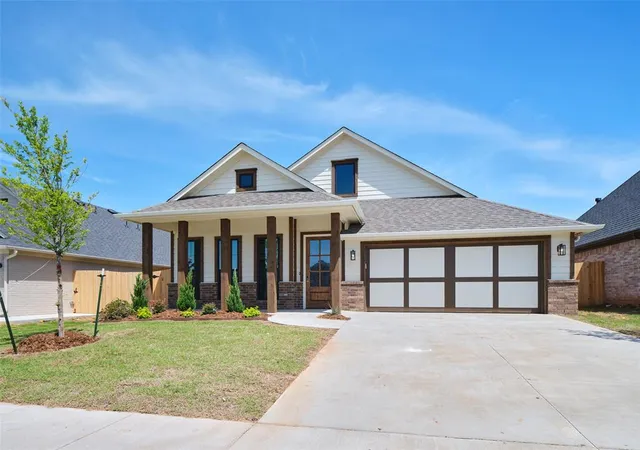 2nd image of 12733 Nw 2nd Ter, Yukon, OK 73099 | MLS# 1161107