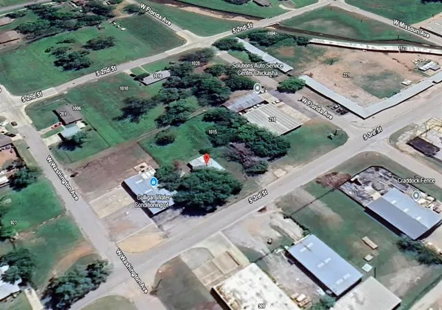 4th image of 1009 S 3Rd St, Chickasha, OK 73018 | MLS# 1161229