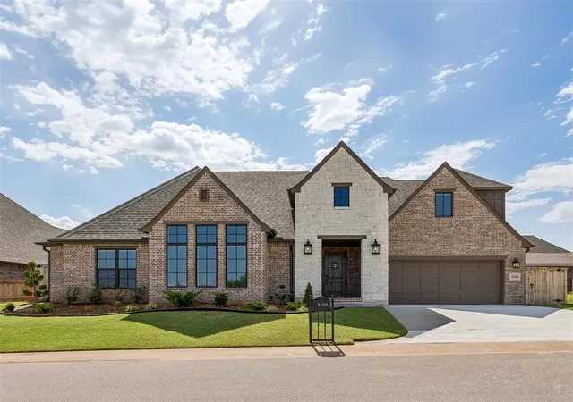 Photo 1 of Single family home for sale at 4009 Stone Holw Ln, Edmond, OK 73034 | MLS# 1161653 | Listing updated on 2026-07-10