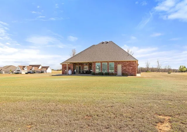 Photo 31 of Single family home for sale at 2266 Sanders Ln, Blanchard, OK 73010 | MLS# 1161750 | Listing updated on 2025-05-30