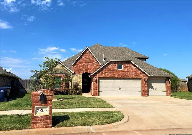 Homes for sale in Edmond, OK | 3205 Nw 188th Ter, Edmond, OK 73012 | MLS# 1161858