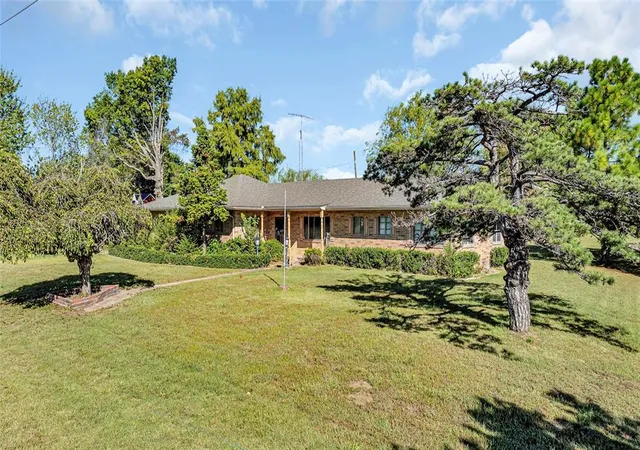 Photo 38 of Single family home for sale at 1200 E Smith, Stratford, OK 74872 | MLS# 1162087 | Listing updated on 2025-08-11