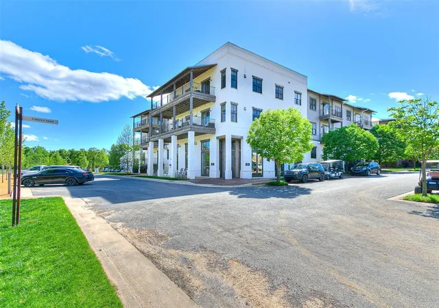 2nd image of 29 Water St, Carlton Lndg, OK 74432