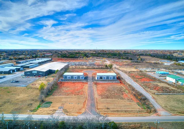 2nd image of 116 Armstrong Ct #Lot 10, Norman, OK 73071 | MLS# 1163771
