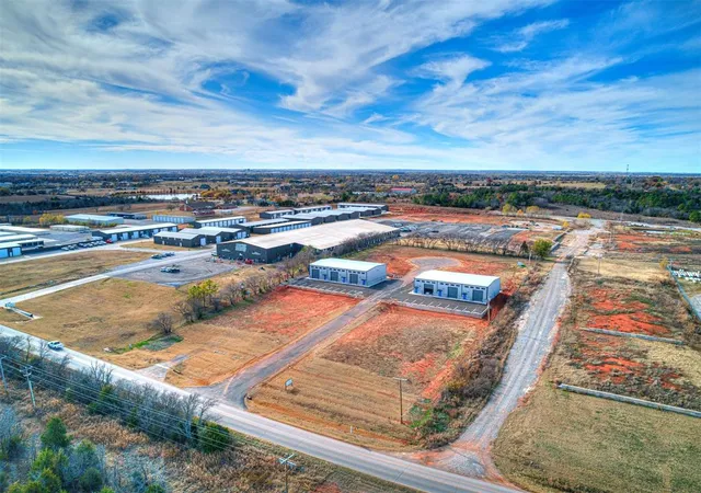4th image of 116 Armstrong Ct #Lot 10, Norman, OK 73071 | MLS# 1163771