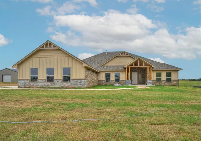 Photo 3 of Single family home for sale at 10117 Baldwin Ln, Oklahoma City, OK 73169 | MLS# 1163901 | Listing updated on 2026-09-02