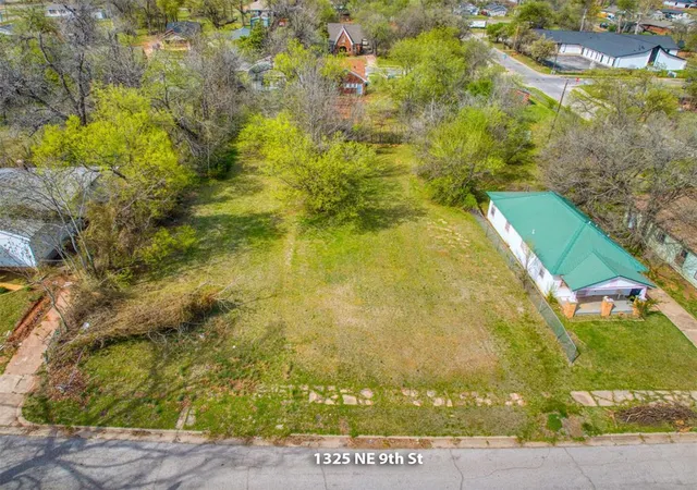 Homes for sale in Oklahoma City, OK | 1327 Ne 9 St, Oklahoma City, OK 73117 | MLS# 1164009