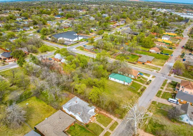 Homes for sale in Oklahoma City, OK | 1327 Ne 9 St, Oklahoma City, OK 73117 | MLS# 1164009