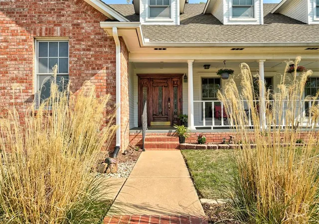 2nd image of 4720 W Canyon Rd, Guthrie, OK 73044 | MLS# 1165141