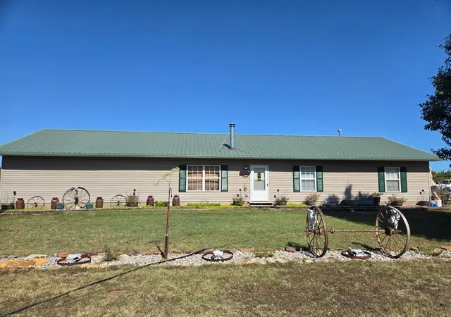 Homes for sale in Welch, OK | 9130 S 4400 Rd, Welch, OK 74369 | MLS# 1165167