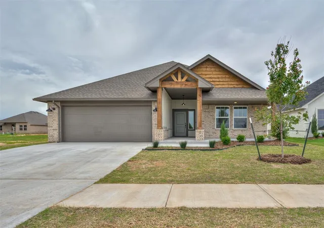 1st image of 5005 Vine Cliff Rd, Mustang, OK 73064 | MLS# 1165192