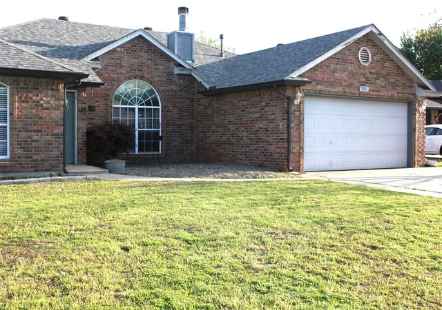 Photo 1 of Single family home for sale at 1346 Concord Ct, Norman, OK 73071 | MLS# 1165778 | Listing updated on 2025-11-25