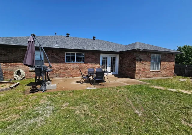 Photo 21 of Single family home for sale at 1346 Concord Ct, Norman, OK 73071 | MLS# 1165778 | Listing updated on 2025-11-25