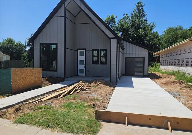 Photo 11 of Single family home for sale at 1732 Ne 16th St, Oklahoma City, OK 73117 | MLS# 1166215 | Listing updated on 2025-09-02
