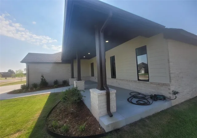 4th image of 1124 Nw 17 Th Pl, Newcastle, OK 73065 | MLS# 1166346