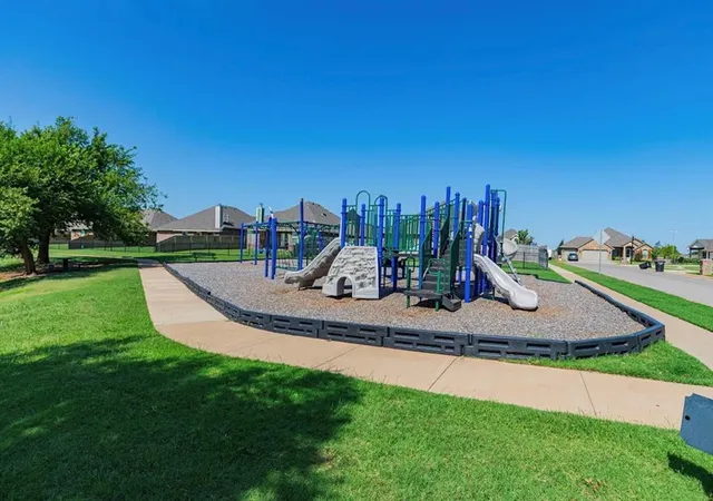 Photo 47 of Single family home for sale at 1500 Ne 33rd Terrace, Moore, OK 73160 | MLS# 1166532 | Listing updated on 2025-10-08