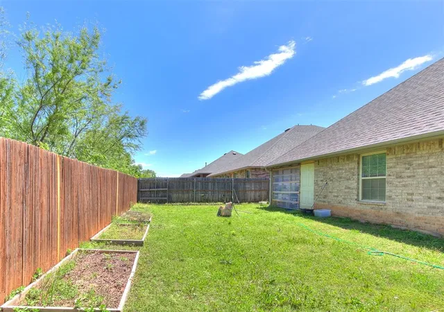 Photo 30 of Single family home for sale at 13612 Calabria Trl, Oklahoma City, OK 73170 | MLS# 1166594 | Listing updated on 2025-10-11