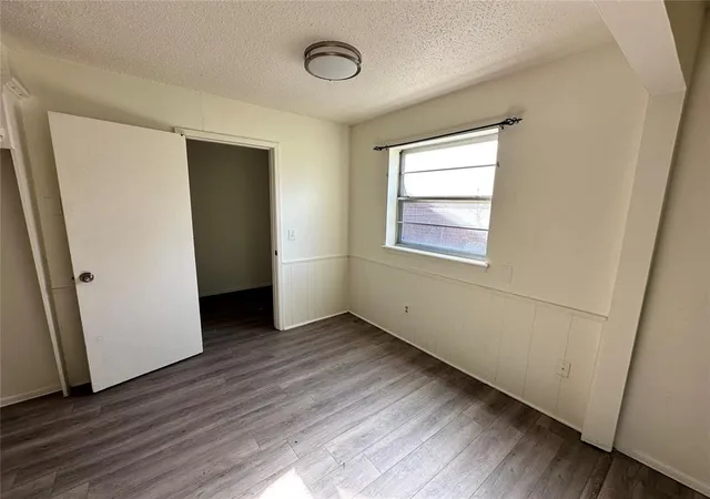 2nd image of 421 Nw 89th St, Oklahoma City, OK 73114 | MLS# 1166661