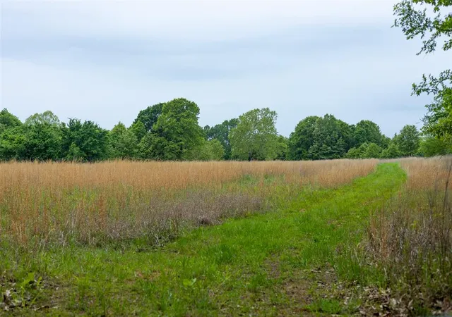 3rd image of 1 Ns 4120Th Rd, Eufaula, OK 74432 | MLS# 1167562