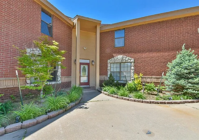 2nd image of 14912 Westcreek Rd, Piedmont, OK 73078 | MLS# 1167813