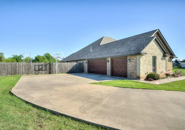 50th image of 7437 Sw 105th St, Oklahoma City, OK 73173 | MLS# 1167843
